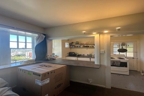 Photo of property in 76a Kelburn Parade, Kelburn, Wellington, 6012