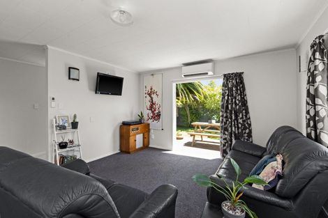 Photo of property in 52-56 Taradale Road, Marewa, Napier, 4110