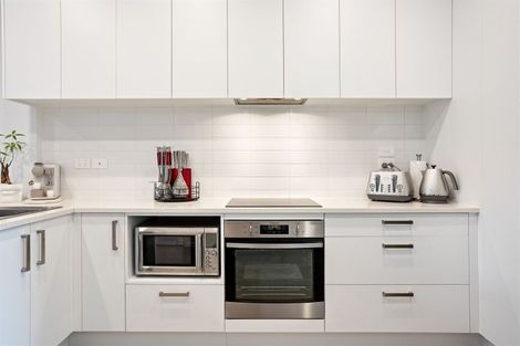 Photo of property in 28 Rangihina Road, Hobsonville, Auckland, 0616