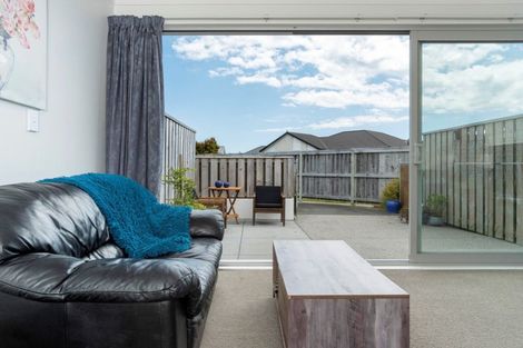 Photo of property in 31 Reynolds Place, Papamoa Beach, Papamoa, 3118