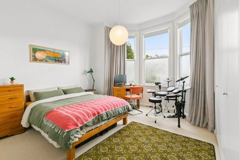 Photo of property in 5 Carrington Street, Mount Cook, Wellington, 6021