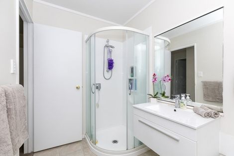 Photo of property in 17 Olwyn Green, Dinsdale, Hamilton, 3204