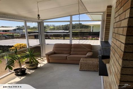 Photo of property in 2 Eton Place, Spotswood, New Plymouth, 4310