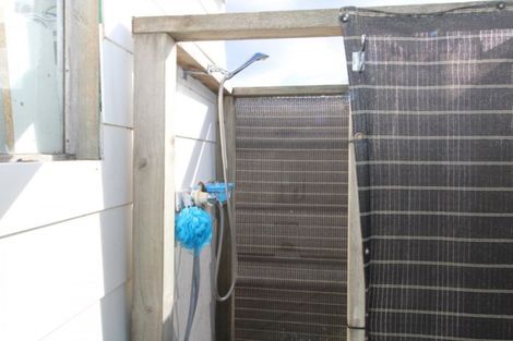 Photo of property in 220 Waimaire Avenue, Matarangi, Whitianga, 3592