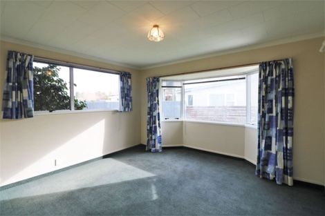 Photo of property in 17 Queen Street, Pareora, 7912