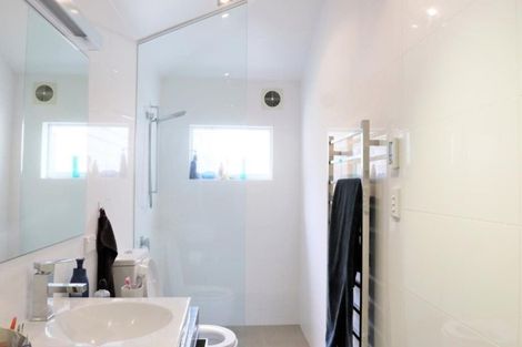 Photo of property in 38 Church Street, Devonport, Auckland, 0624