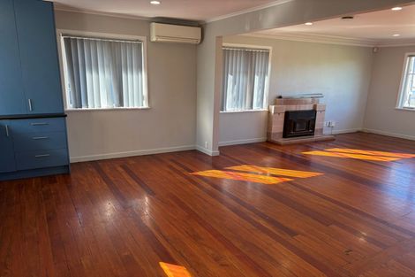 Photo of property in 48 James Laurie Street, Henderson, Auckland, 0612