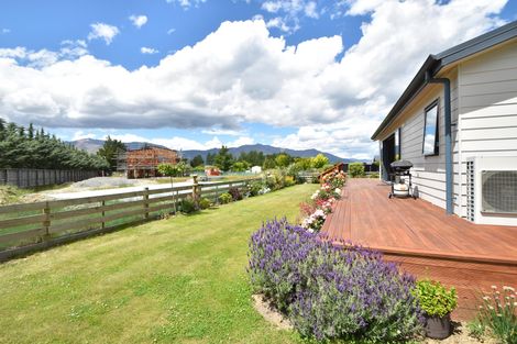 Photo of property in 17 Cirrus Place, Omarama, 9412