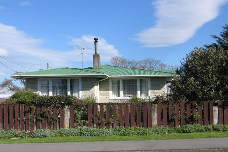 Photo of property in 52 Harrison Street West, Featherston, 5710