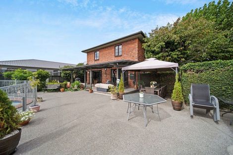 Photo of property in 16 Len Garlick Place, Pahurehure, Papakura, 2113