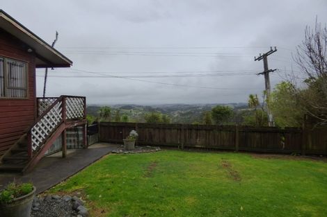 Photo of property in 6 Unity Road, Waitakere, Henderson, 0781