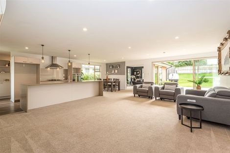 Photo of property in 29 Davaar Crescent, Broomfield, Christchurch, 8042