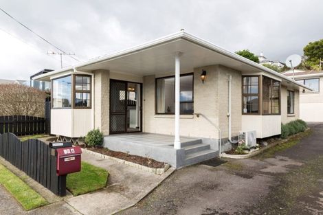 Photo of property in 38 Gilbert Street, New Plymouth, 4310