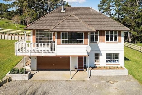 Photo of property in 90 Mcentee Road, Waitakere, Auckland, 0816