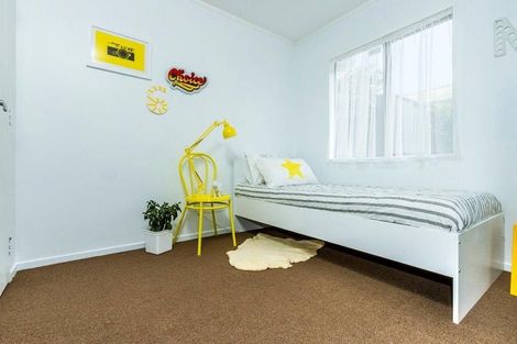 Photo of property in 2/6 Evan Street, Belmont, Auckland, 0622