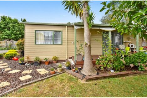 Photo of property in 10b Lane Road, Weymouth, Auckland, 2103