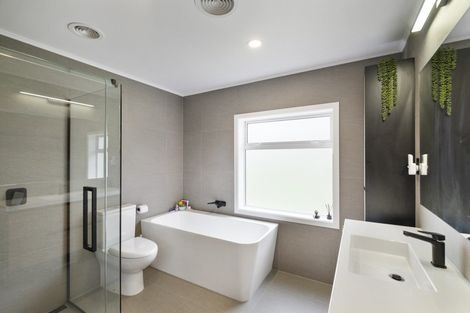 Photo of property in 38 Carlton Road, Pukekohe, 2120