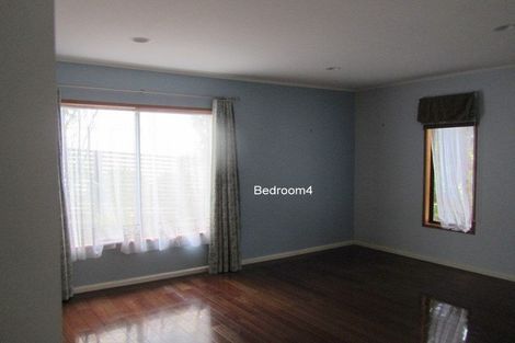 Photo of property in 8 Carrowmore, Pinehill, Auckland, 0632