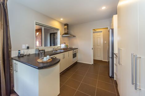 Photo of property in 11a Galway Avenue, Bryndwr, Christchurch, 8052