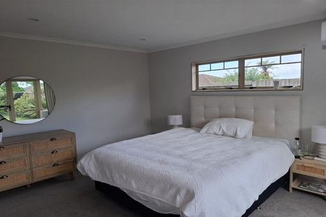 Photo of property in 27 Cranbrook Place, Rototuna North, Hamilton, 3210