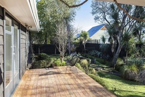 Photo of property in 132 Bishop Street, St Albans, Christchurch, 8014