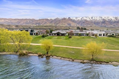 Photo of property in 14 De Bettencor Place, Mount Pisa, Cromwell, 9383