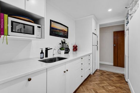 Photo of property in 24 Rata Street, Hawera, 4610