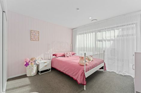 Photo of property in 15 Franks Place, Outram, 9019