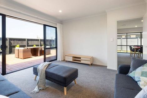 Photo of property in 44 Norfolk Drive, Cambridge, 3434