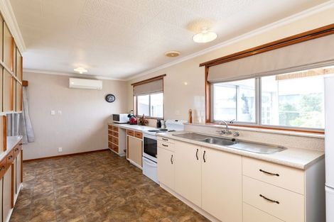 Photo of property in 11 Standish Street, Inglewood, 4330