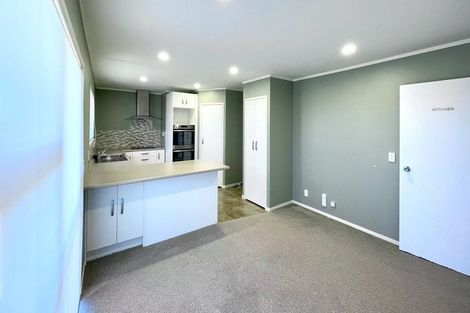 Photo of property in 254 Don Buck Road, Massey, Auckland, 0614