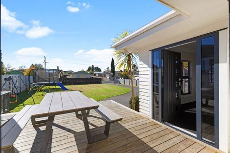 Photo of property in 129 Studholme Street, Morrinsville, 3300