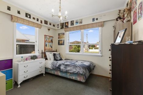 Photo of property in 23 Holyoake Crescent, Avalon, Lower Hutt, 5011