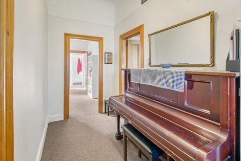 Photo of property in 16 Memorial Avenue, Parkside, Timaru, 7910