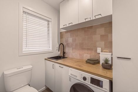 Photo of property in 87 Beachville Road, Redcliffs, Christchurch, 8081