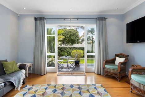 Photo of property in 105 Parau Street, Mount Eden, Auckland, 1041
