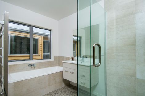 Photo of property in 10 Cassinia Close, Papamoa Beach, Papamoa, 3118