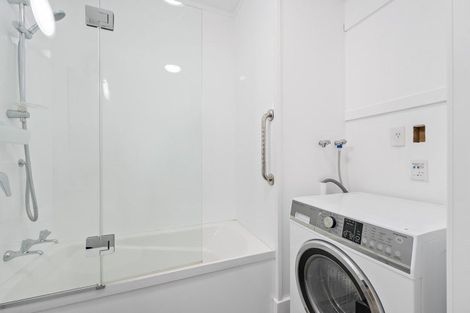 Photo of property in Hobson Court Flats, 13/70 Hobson Street, Thorndon, Wellington, 6011
