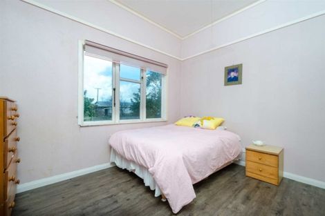 Photo of property in 130 Te Pua School Road, Helensville, 0875