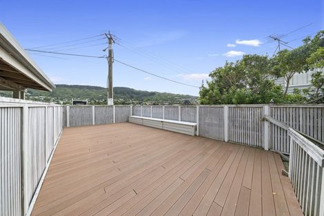 Photo of property in 9 Duncan Street, Tawa, Wellington, 5028