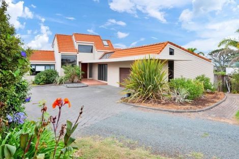 Photo of property in 34 Firth Road, Torbay, Auckland, 0630