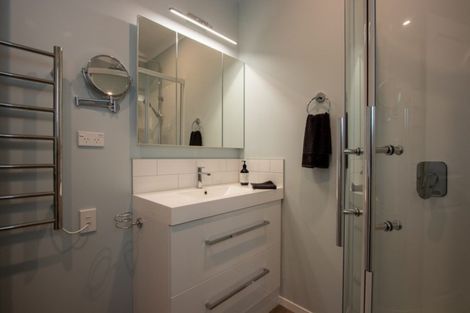 Photo of property in 37 Waipunahau Road, Waikanae, 5036