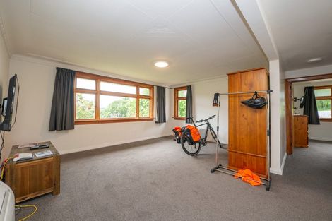 Photo of property in 79 Blanket Bay Road, Sawyers Bay, Port Chalmers, 9023