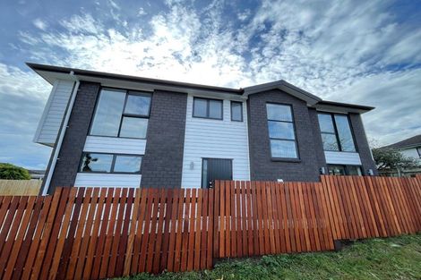 Photo of property in 3a De Quincey Terrace, Highland Park, Auckland, 2010