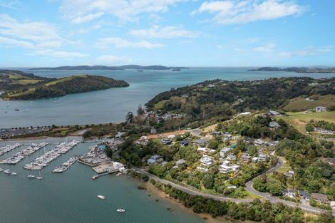 Photo of property in 5 Kanuka Road, Sandspit, Warkworth, 0982