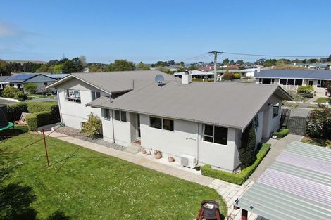 Photo of property in 27 Glendale Crescent, Holmes Hill, Oamaru, 9401