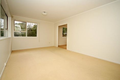 Photo of property in 51 Neal Avenue, Glenfield, Auckland, 0629