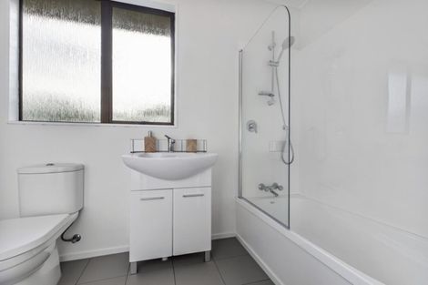 Photo of property in 48 Brixton Road, Manly, Whangaparaoa, 0930