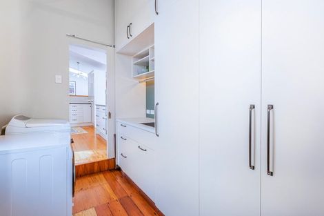 Photo of property in 194 Sydney Street West, Thorndon, Wellington, 6011