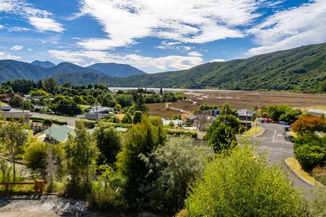 Photo of property in 5 Beach Place, Havelock, 7100